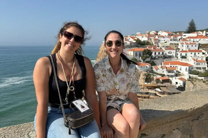 Guests overlooking the Atlantic coast near Sintra